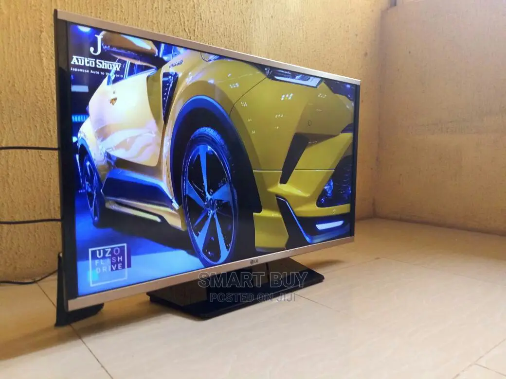 LG Smart 32 Inches Web O.S With Built in Wifi Miracast