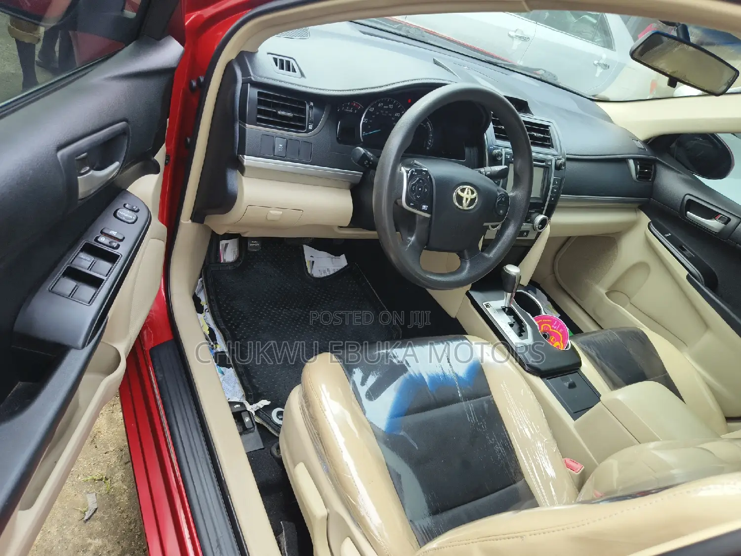 Toyota Camry LE 4dr Sedan (2.5L 4cyl 6A) 2012 Red
