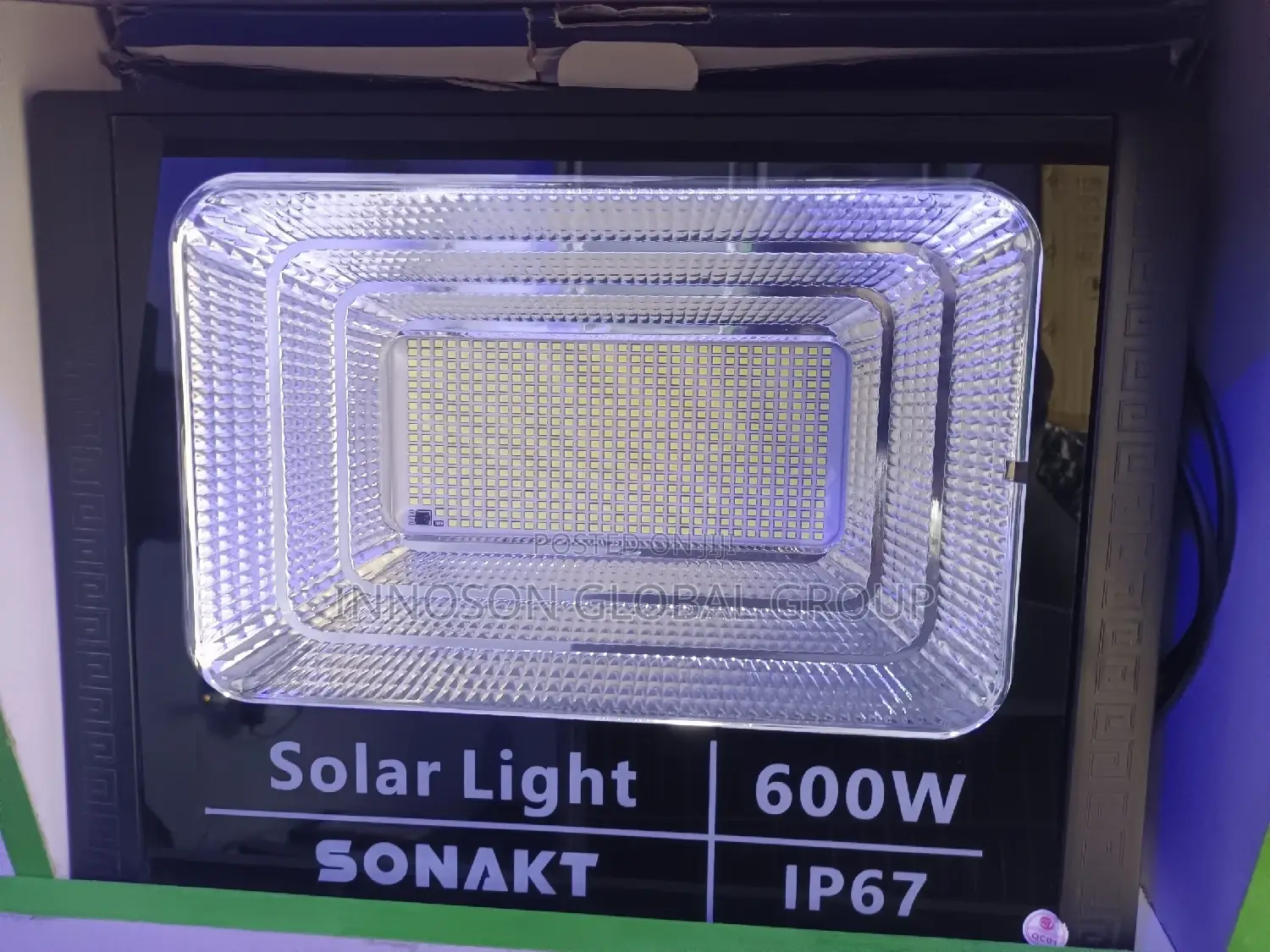 Sonakt 600w Solar Flood Light