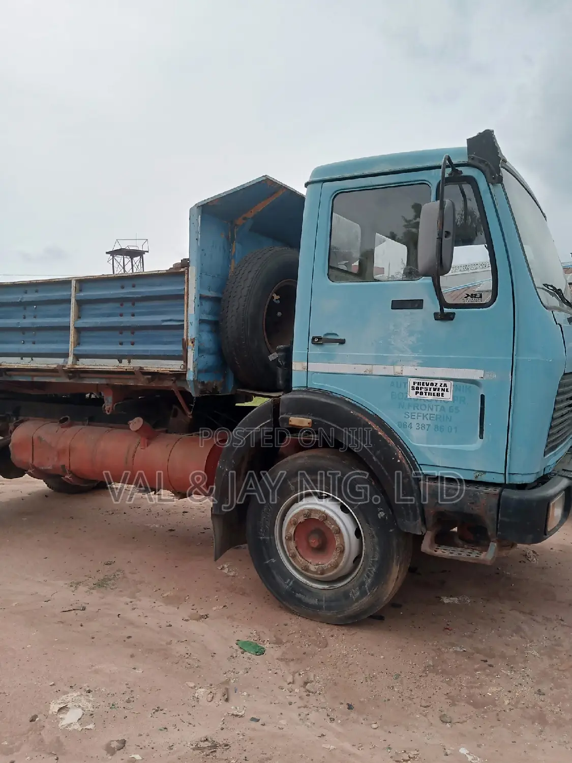 Mercedes Tipper Truck 1317 - Foreign Use - Straight Engine