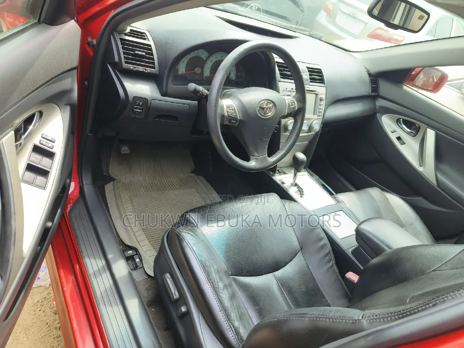 Toyota Camry SE V6 4dr Sedan (3.5L 6cyl 6AM) 2009 Red