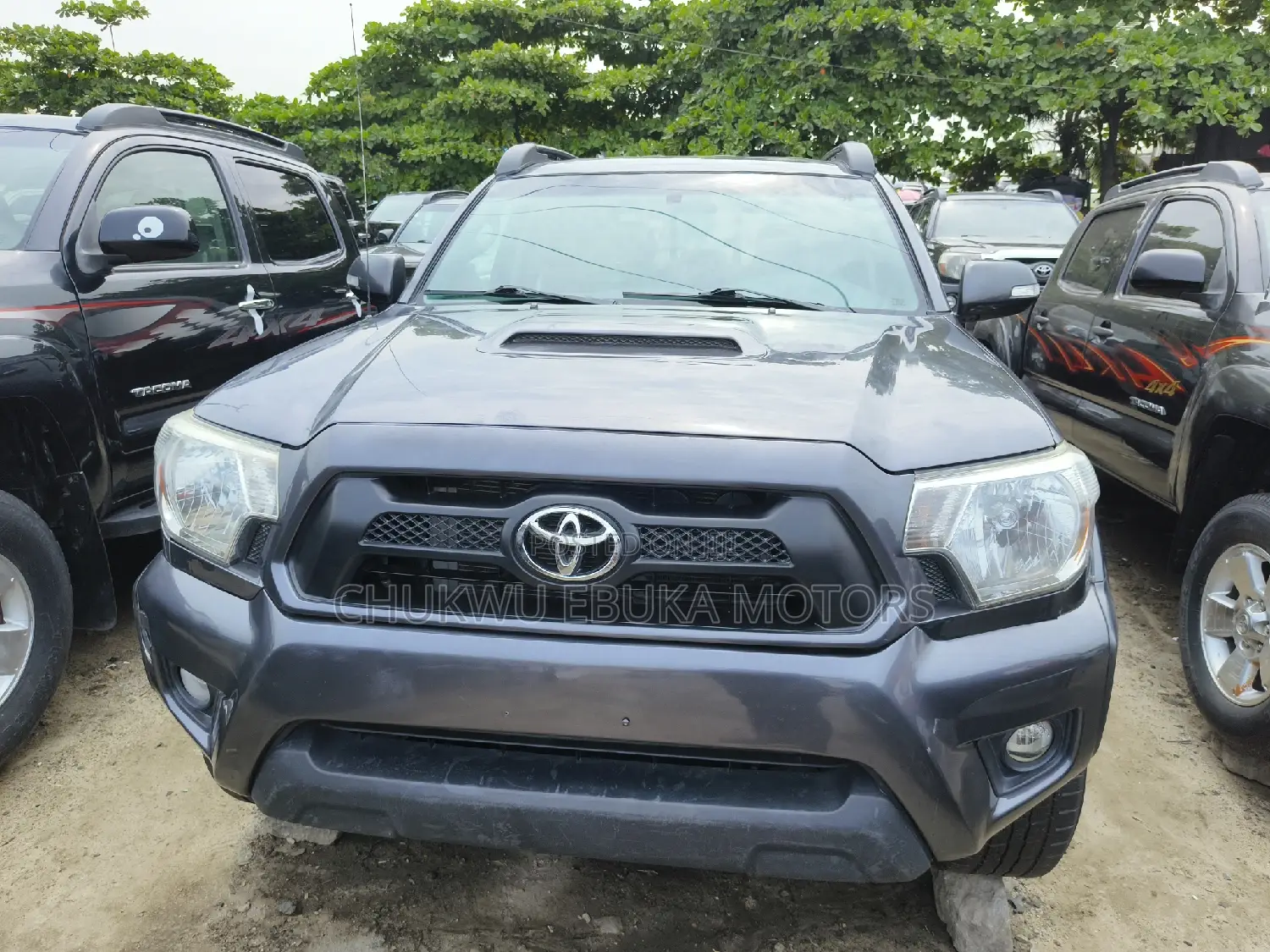 Toyota Tacoma 2015 Gray