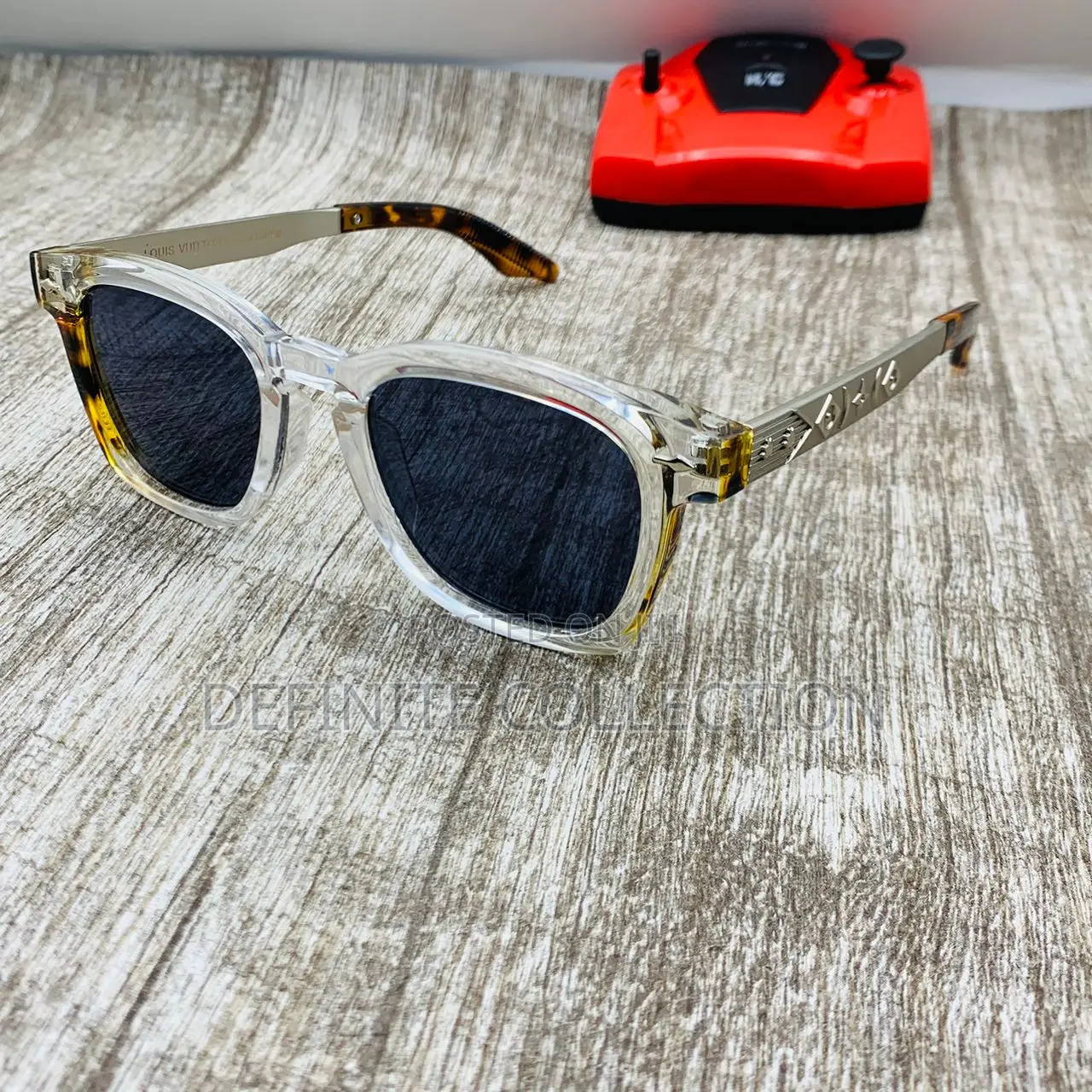 LOUIS VUITTON Luxury Glass