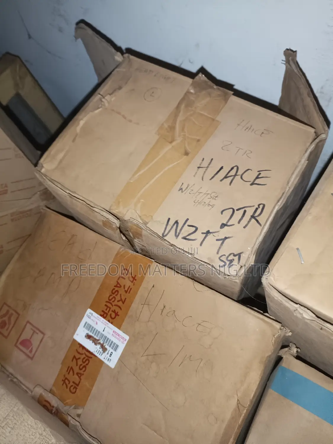 Hiace Bus Head Light