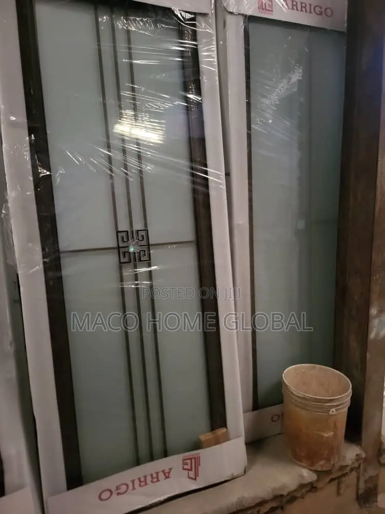 Turkey Toilet Full Glass Door 750size