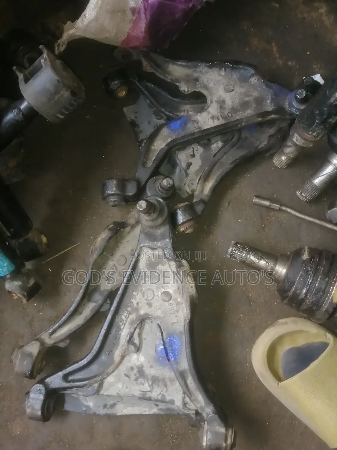 Low Arm Volvo 850,S70