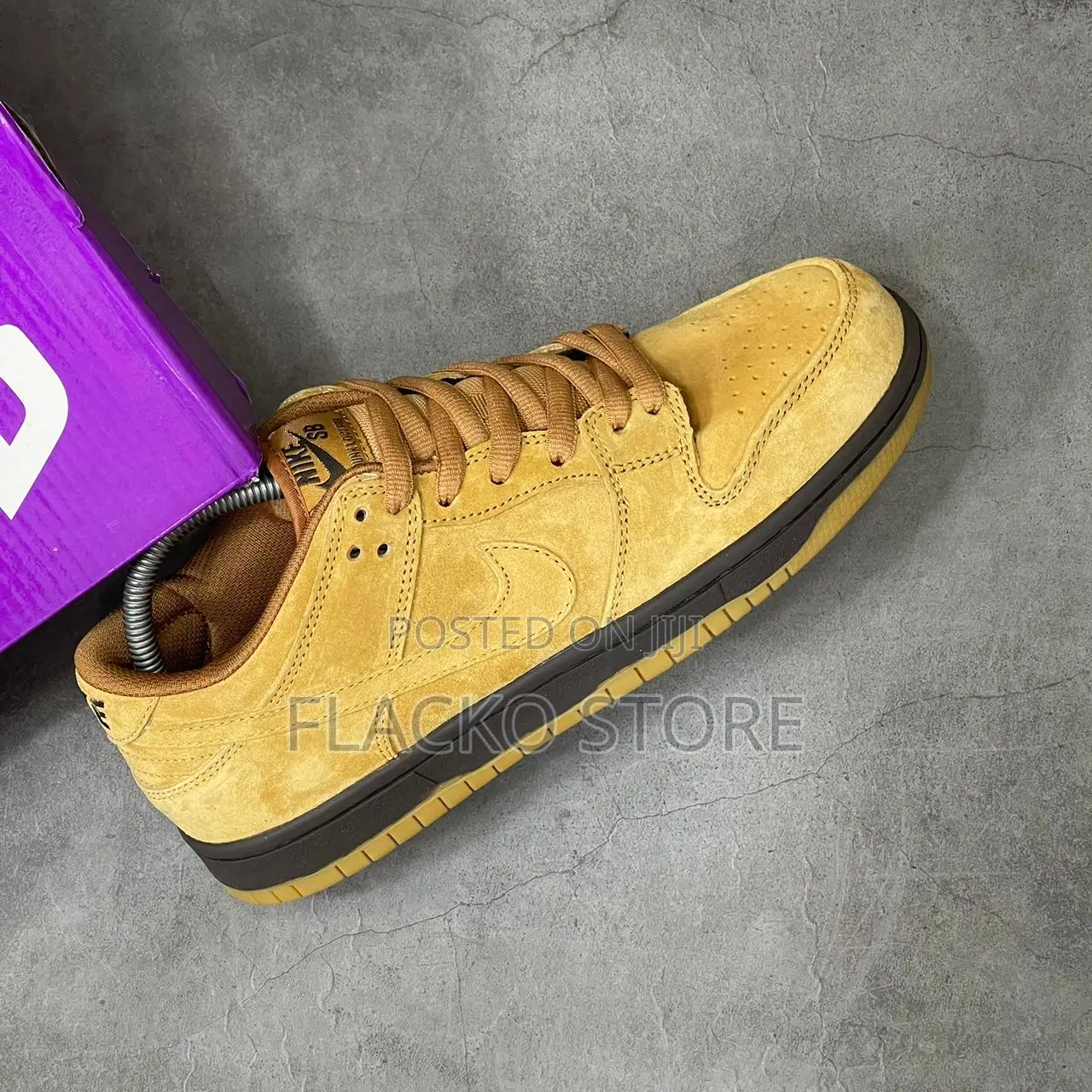 Original Nike Sb Dunk Low Wheatmeal Sneakers