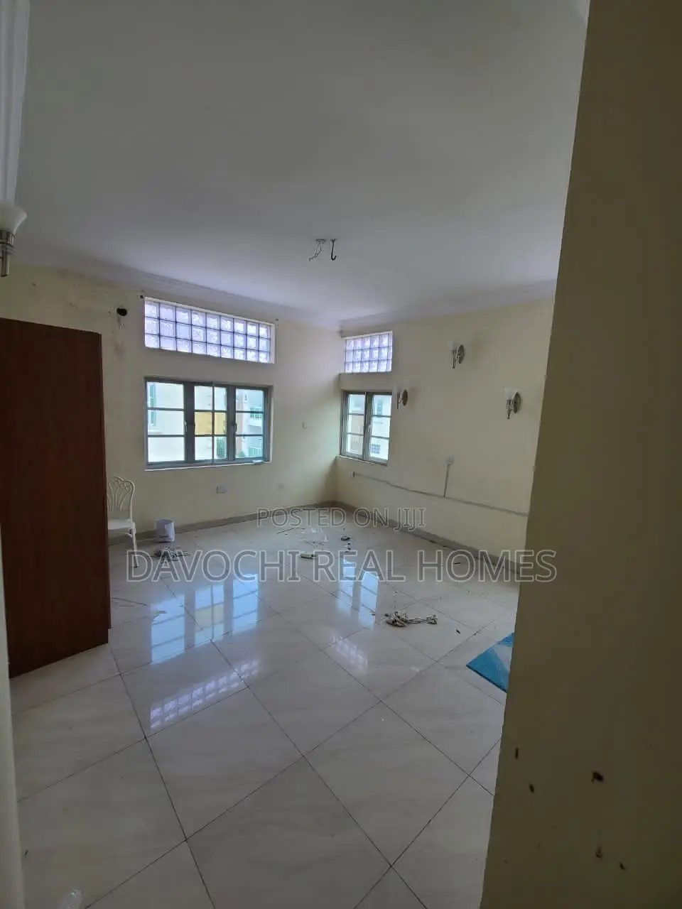 3bdrm Apartment in Lekki Phase One for rent