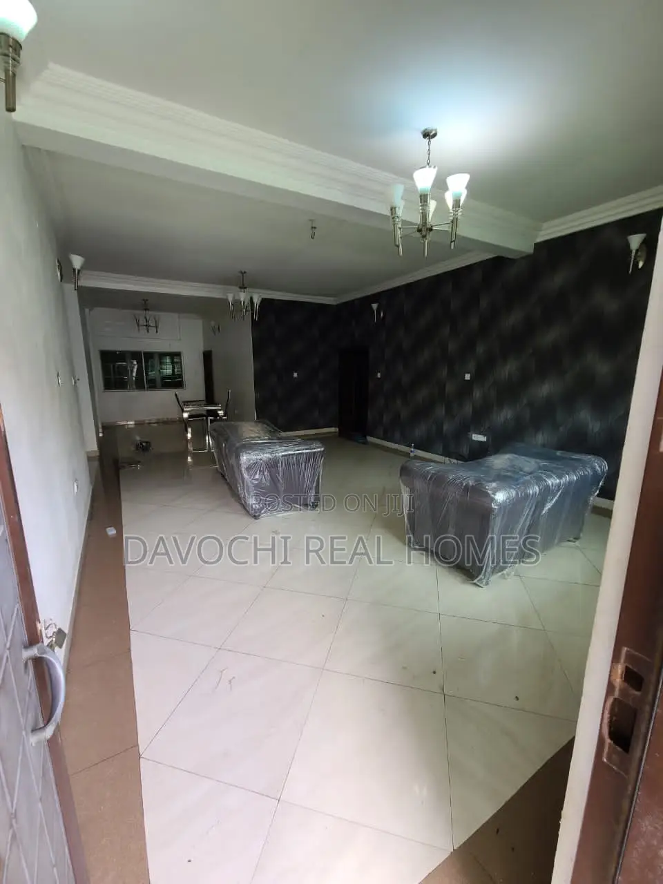 3bdrm Apartment in Lekki Phase One for rent