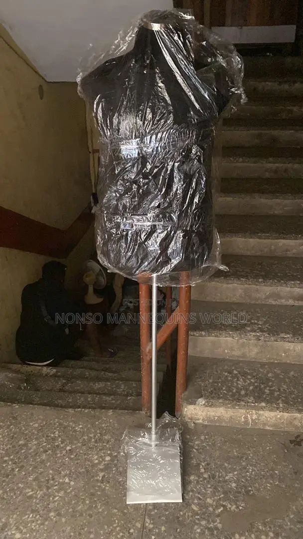 Male Body Form With Well Fitted Metal Base