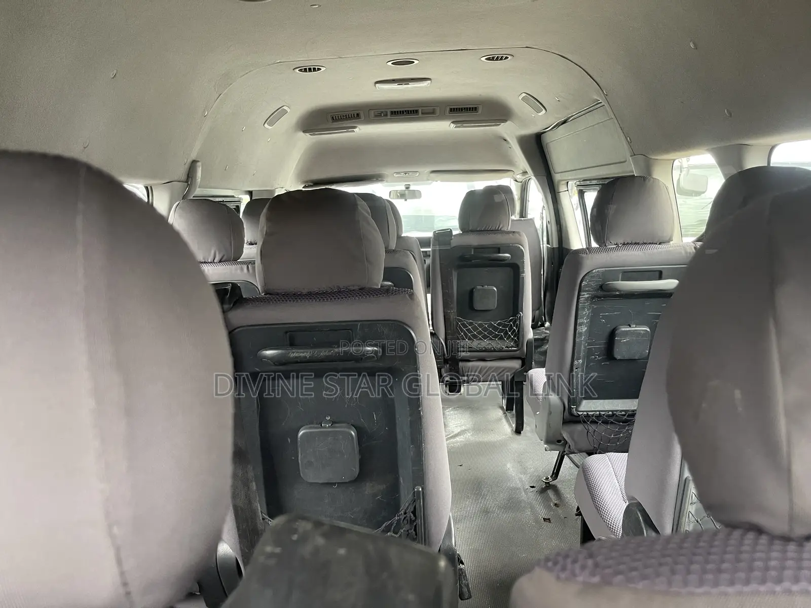 Toyota HiAce 2018 White