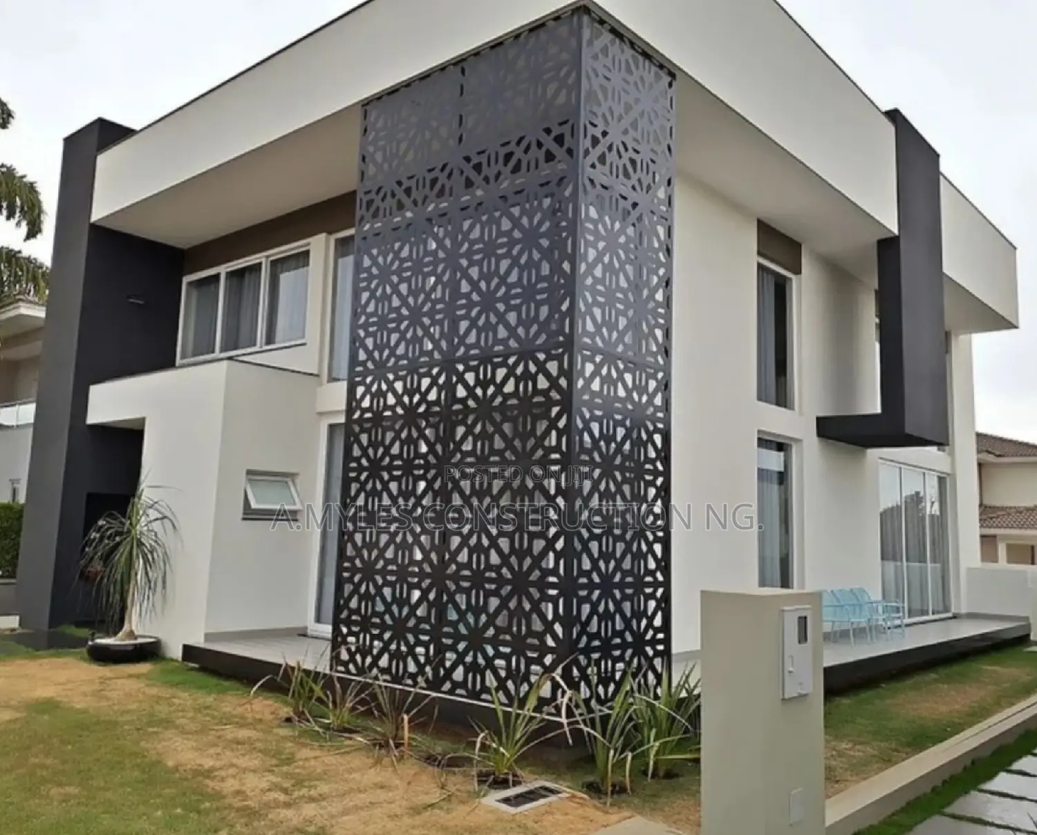 Residential Lacer Cut Design