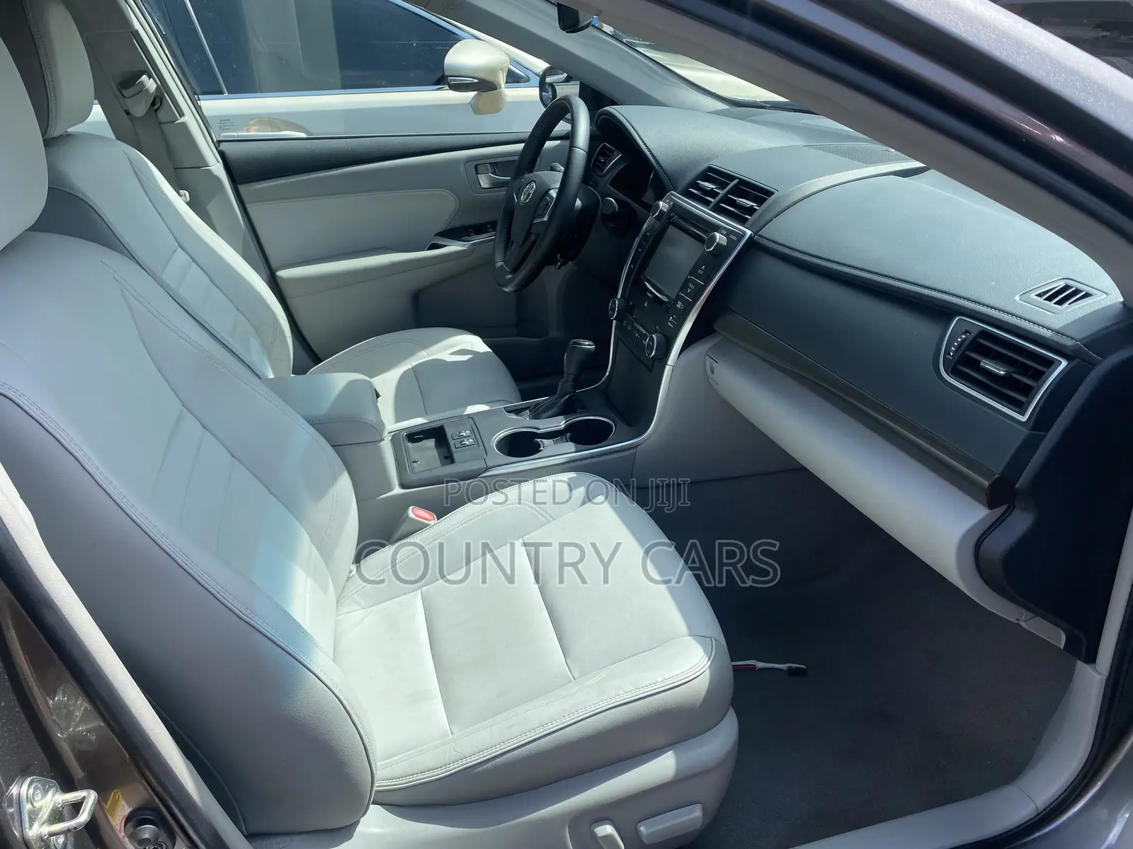 Toyota Camry 2017 Gray