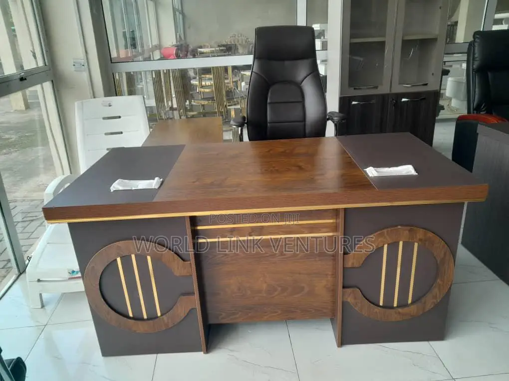 Top Quality Imported Office Table