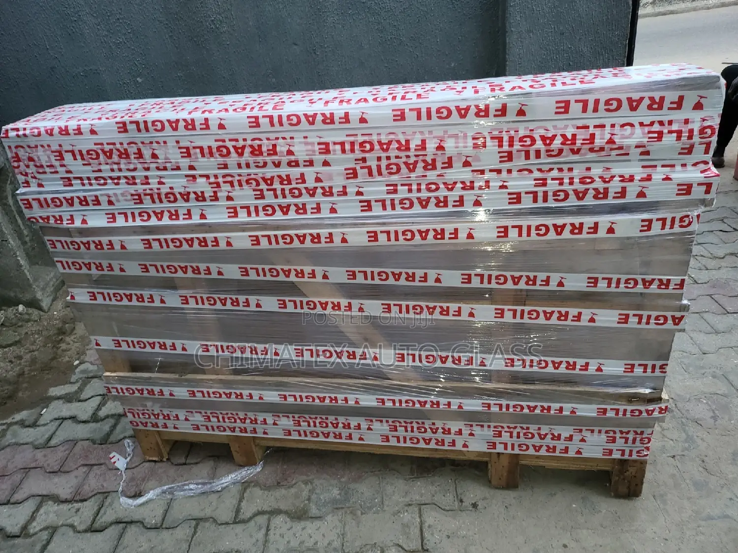 Windscreen Glass WAYBILL of All Kinds of Moto Glass