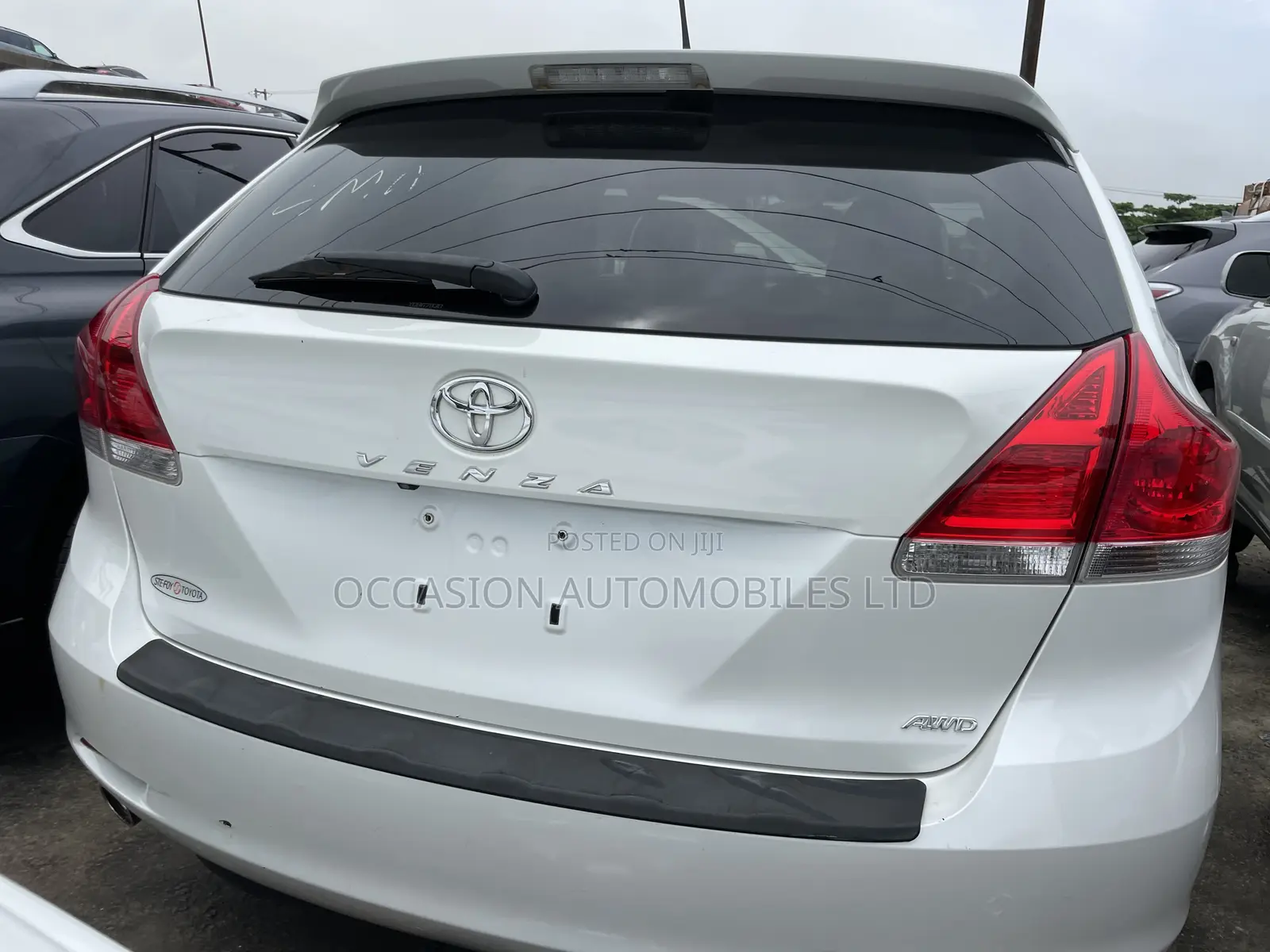 Toyota Venza V6 AWD 2011 White