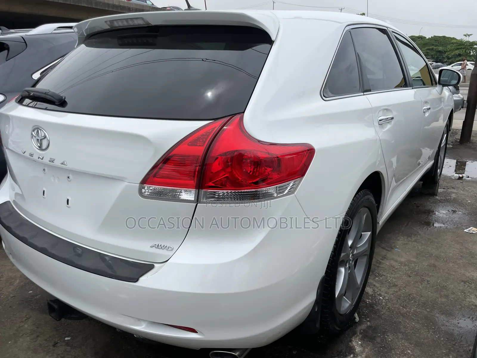 Toyota Venza V6 AWD 2011 White