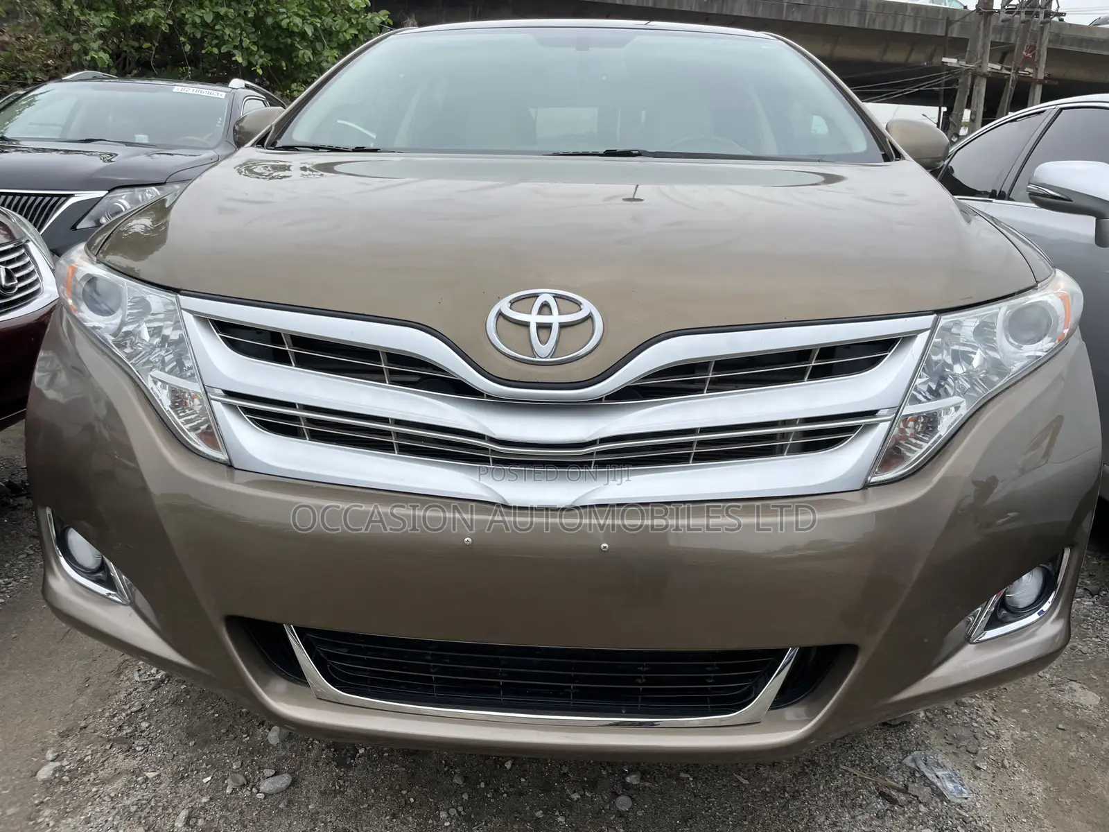 Toyota Venza V6 AWD 2012 Gold