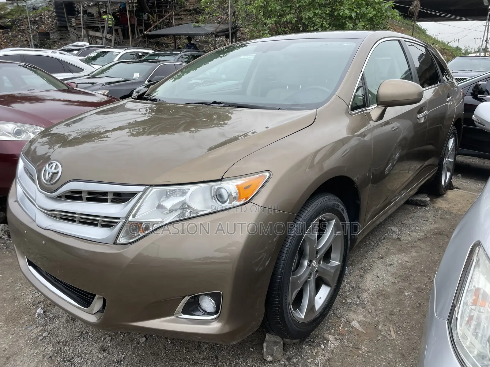 Toyota Venza V6 AWD 2012 Gold
