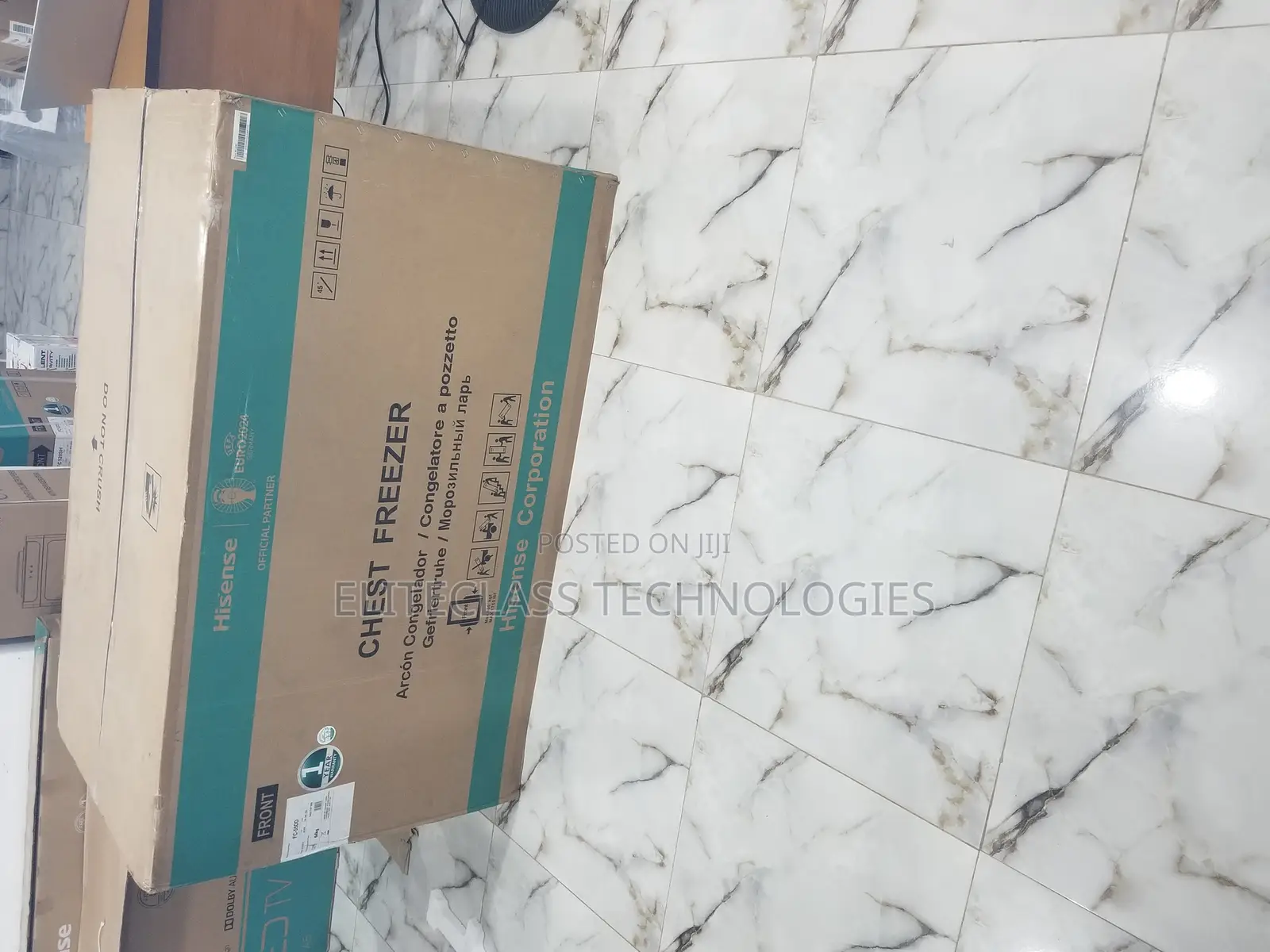 Quality FC-55DD Hisense Chest Freezer 420L.