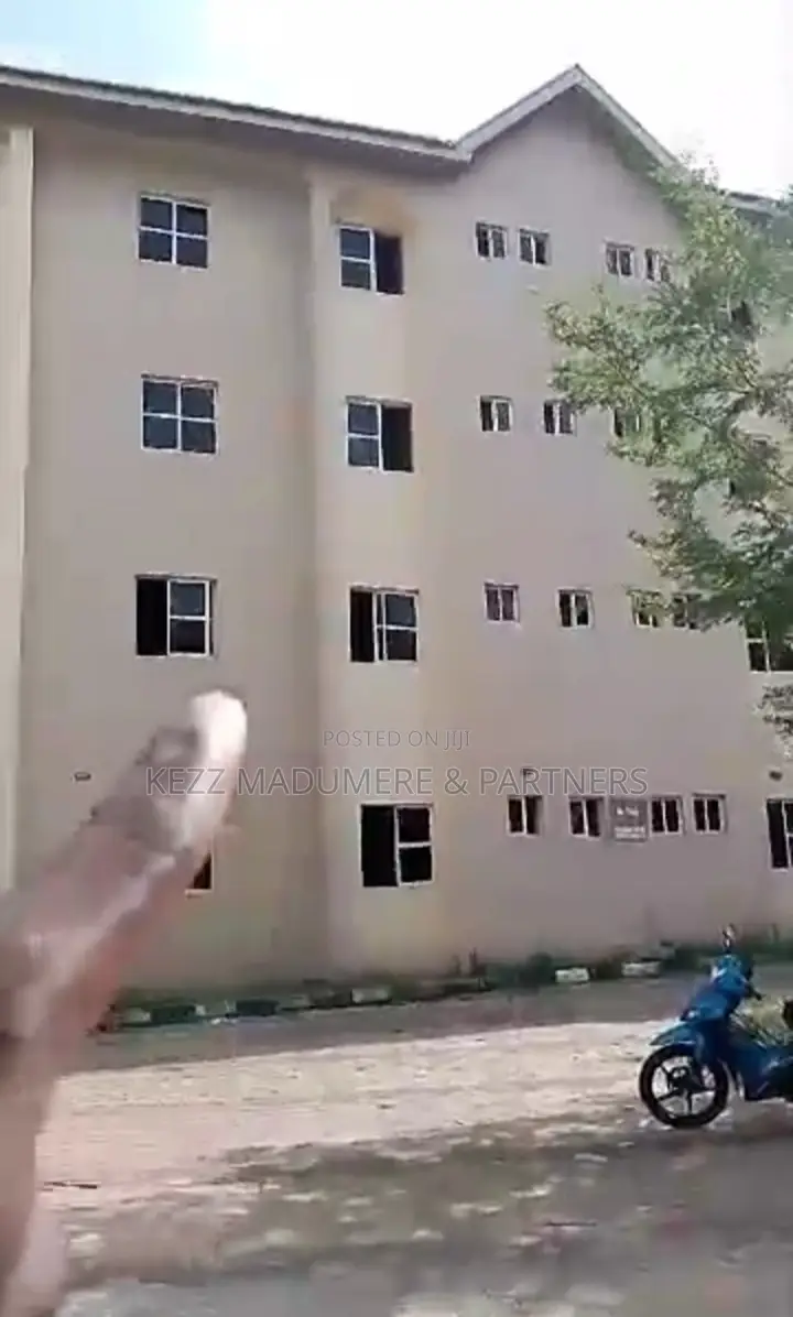20bdrm Block of Flats in Esut , Agbani , for sale