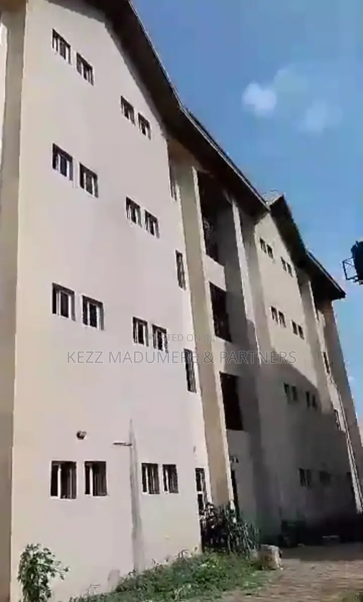 20bdrm Block of Flats in Esut , Agbani , for sale