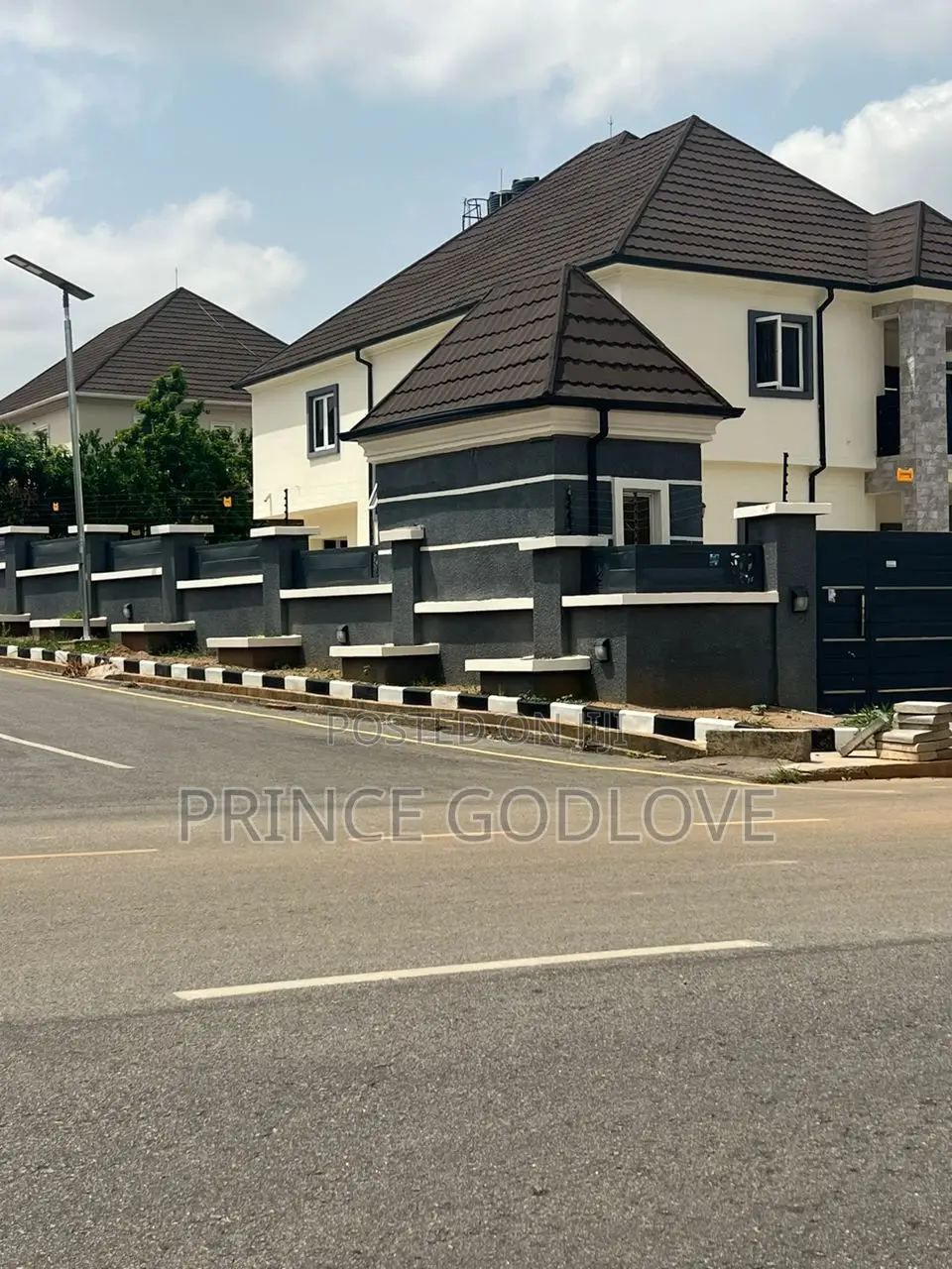 6bdrm Duplex in Naf Valley Estate, Asokoro for sale