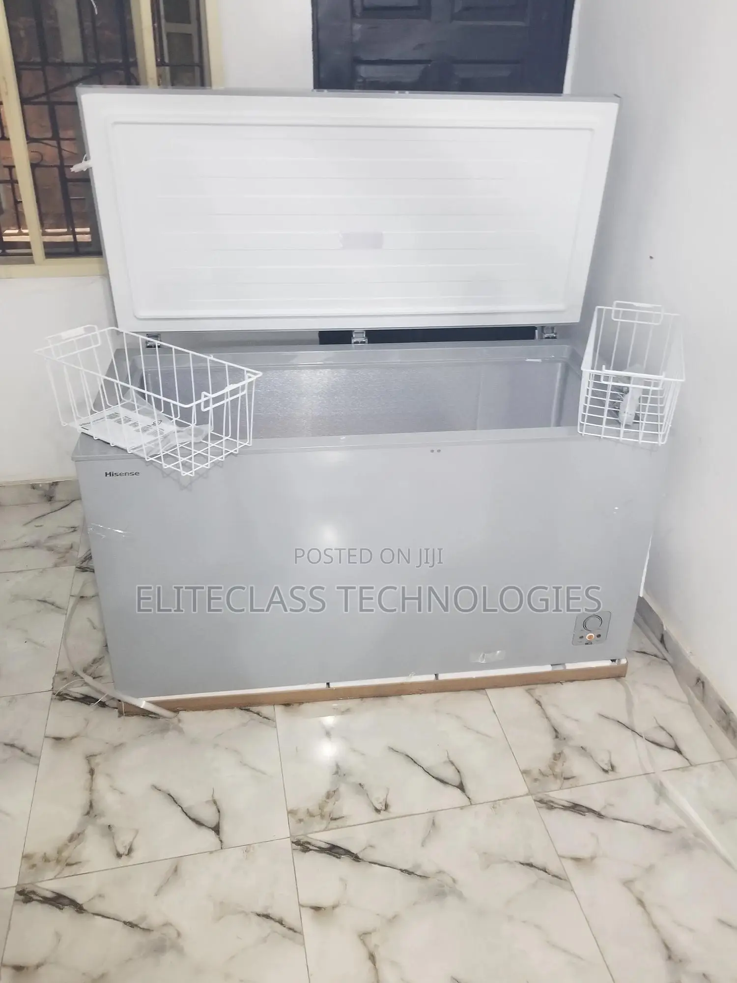 FC-55DD Hisense Chest Freezer 420L (Admirable).