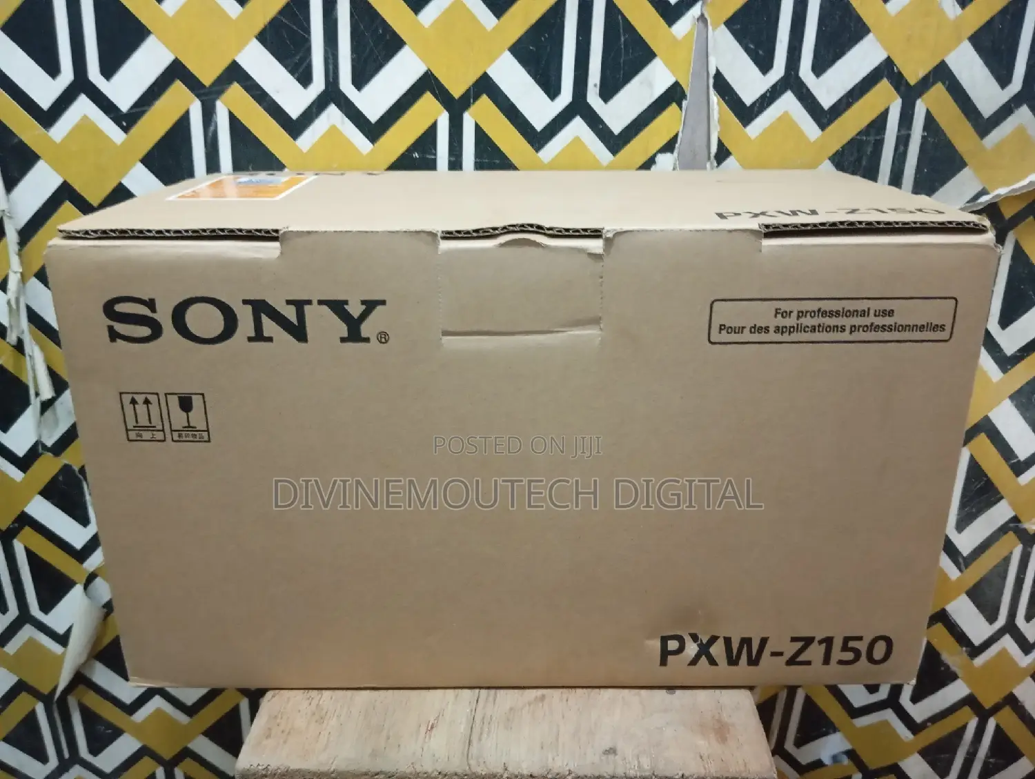 PXW-Z150 Hand Held Video Camera