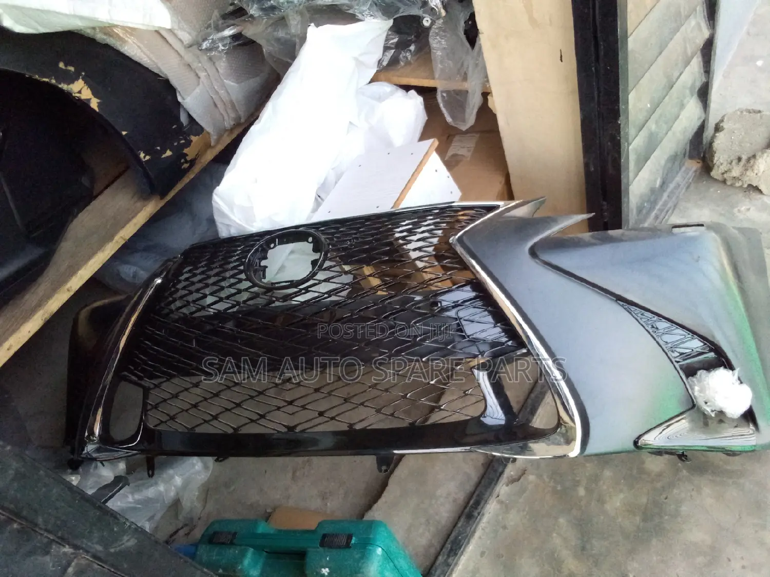 GX 350 Car Complete Front Bumper 2018 Model