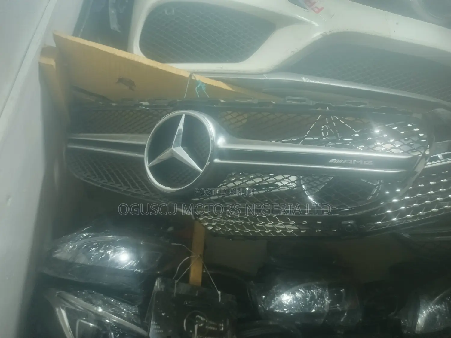 Front Grille 205 C- Class 2017