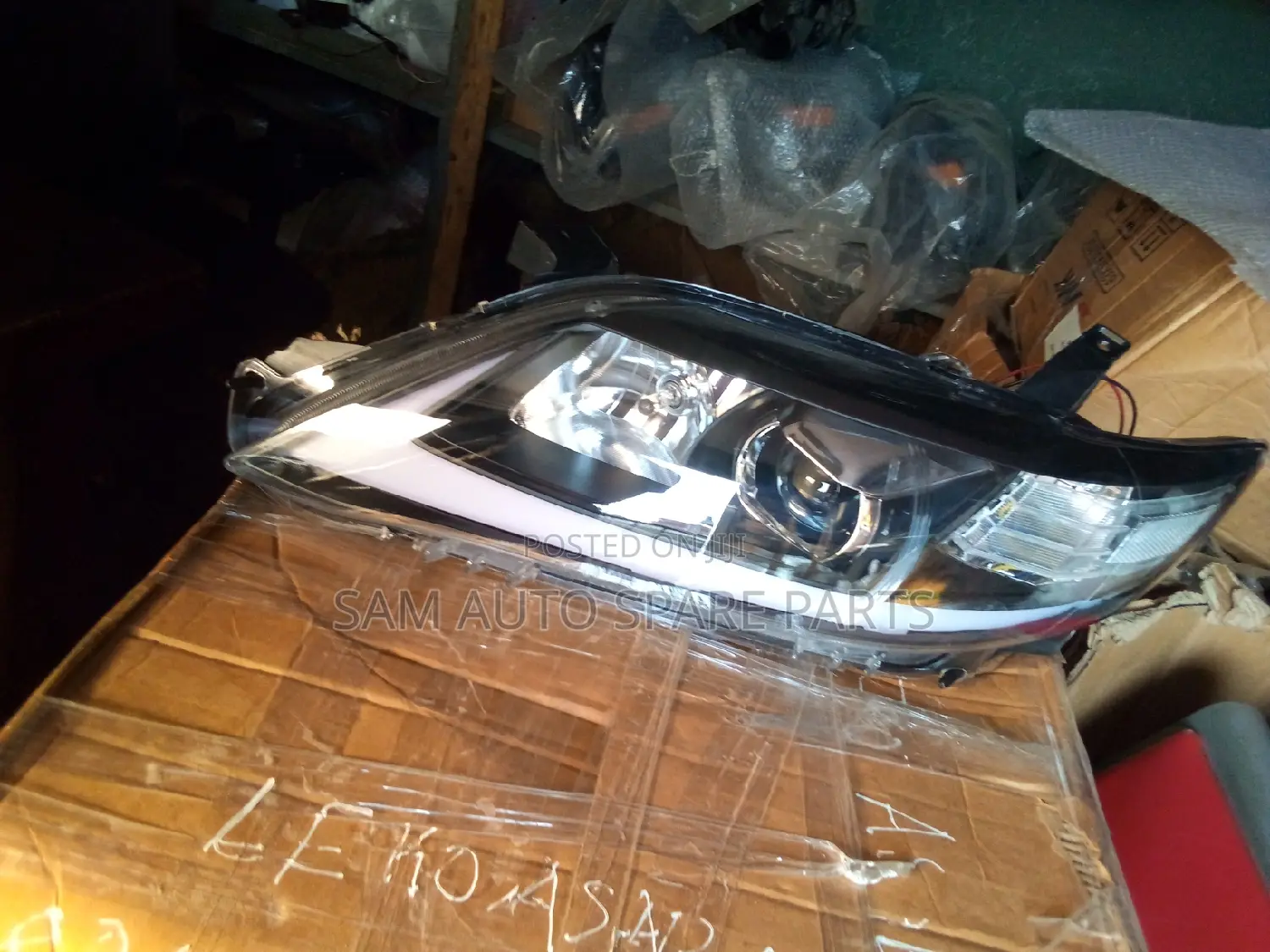 Toyota Camry 010 Complete Headlight Front