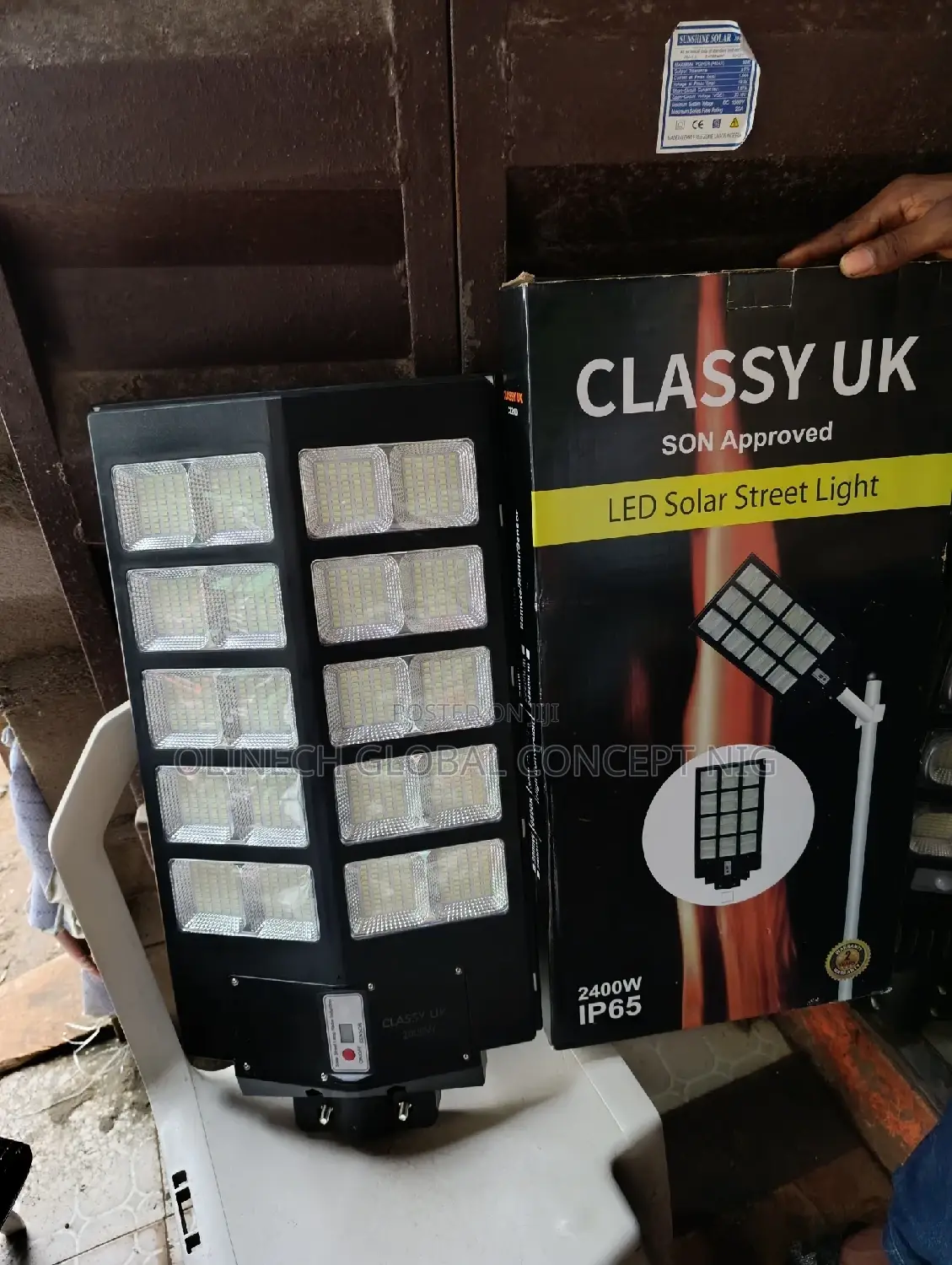 20 Eyes Classic UK Solar Street Light