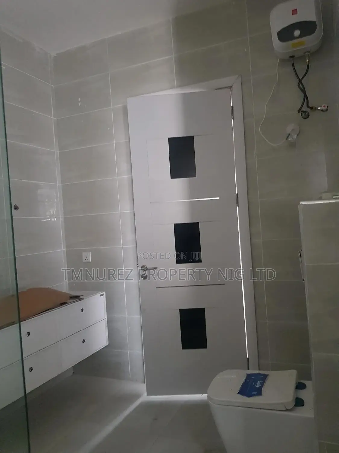 4bdrm Duplex in Admiralty, Lekki Phase 1 for sale