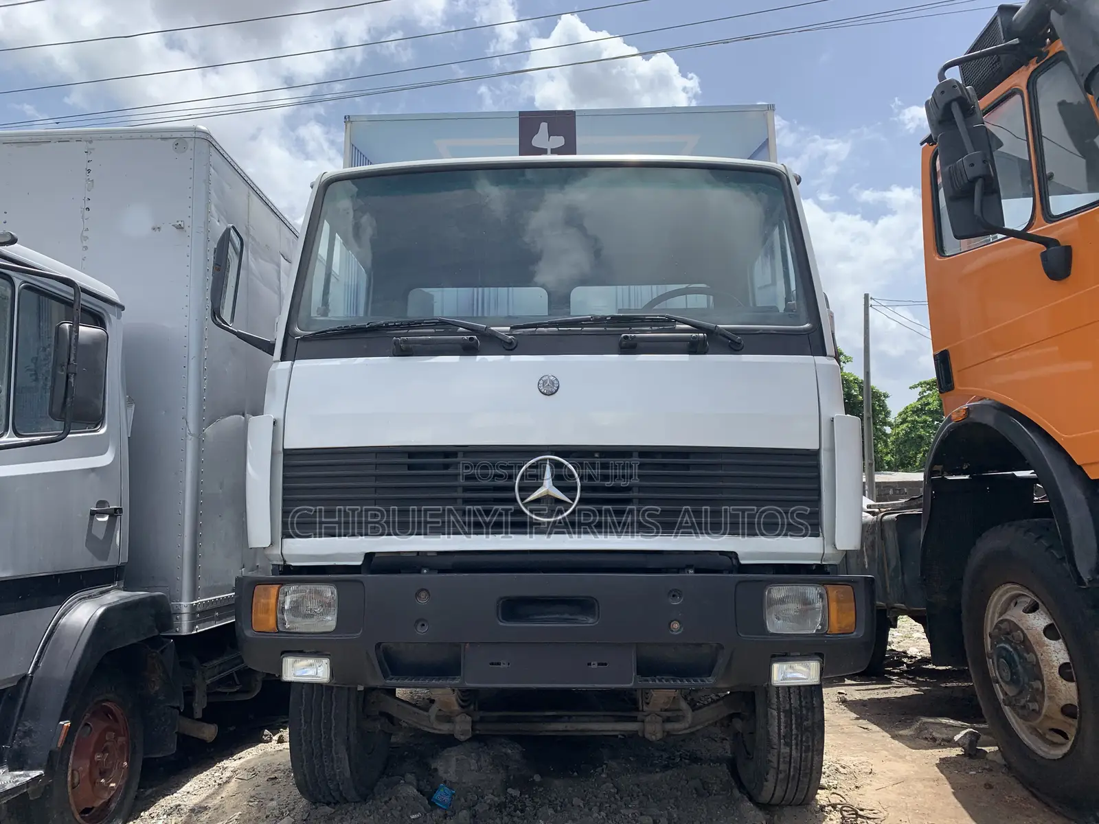Mecedeces 1134 - 8 Bolts Cargo Body