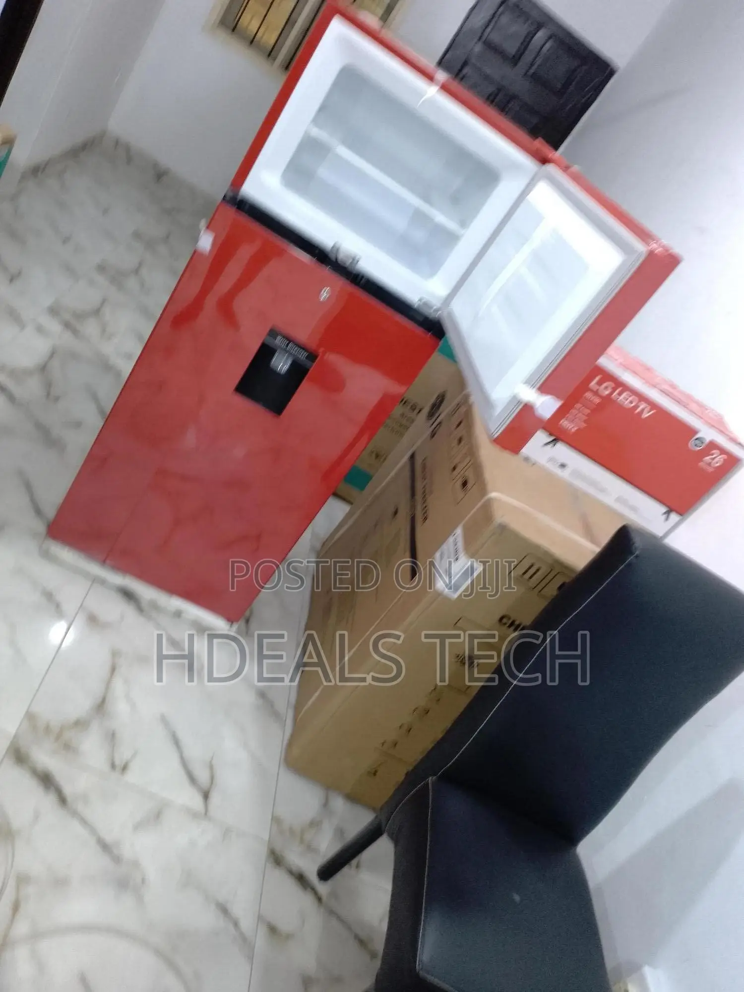 Hisense 204 Liters Double Door Refrigerator With Water 