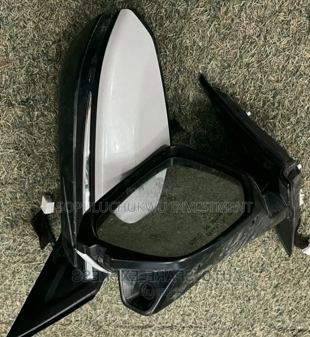 Side Mirror Honda Civic 2016-2018 With Light and Camera