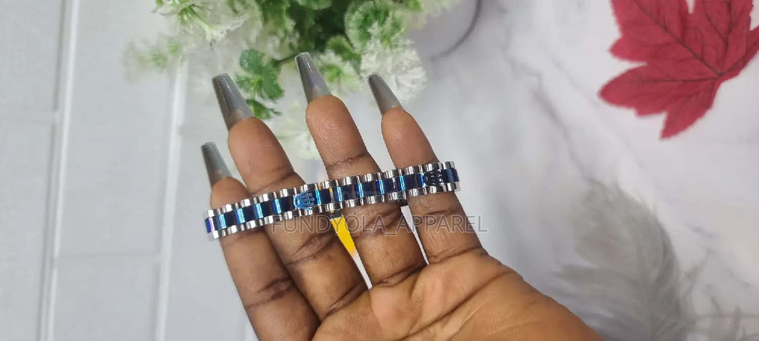 Color Mix Magnetic Strap Hand Chain