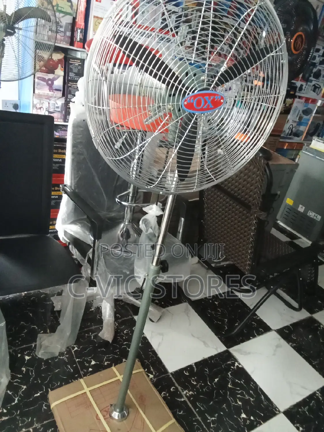18"Ox Stand-in Fan