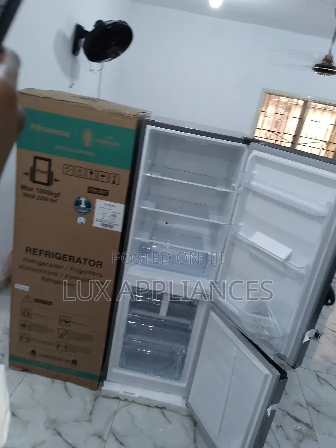 Low Noise, Environment-Friendly Refrigerator 226liters