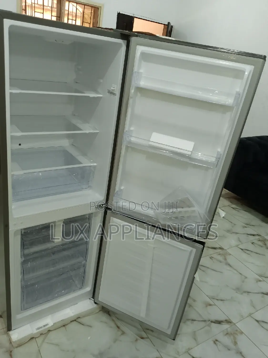 Brand New Hisense Refrigerator Double Door With Shelves