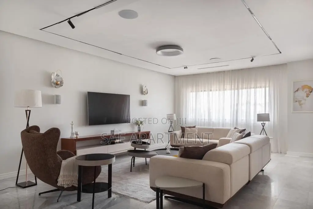 Luxurious Three Bedroom Apartment, Wuse 2 Abuja