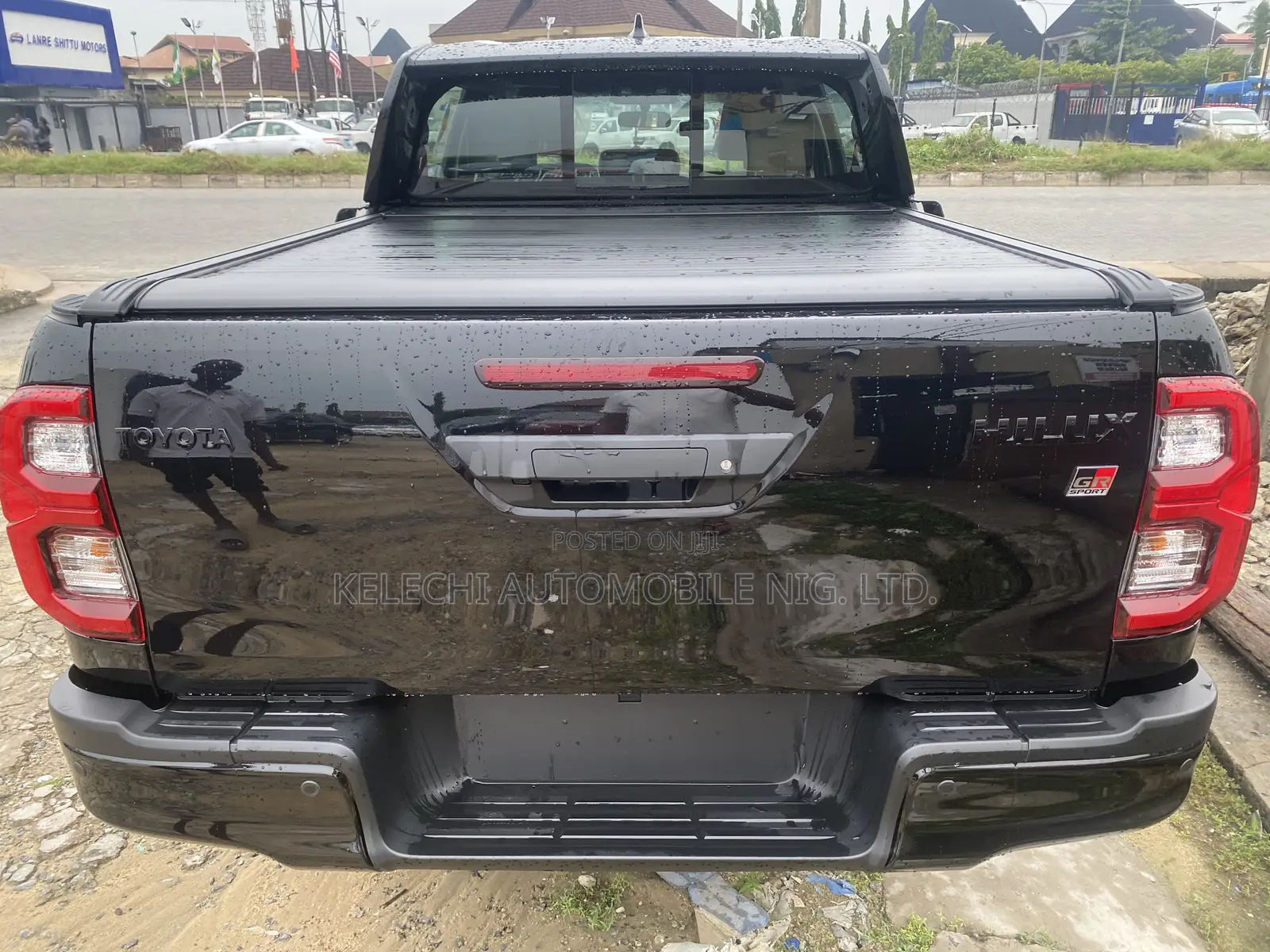 New Toyota Hilux 2024 Black