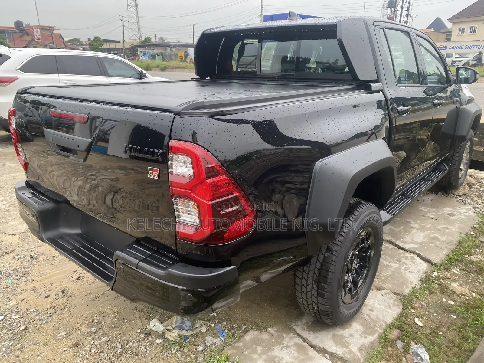 New Toyota Hilux 2024 Black