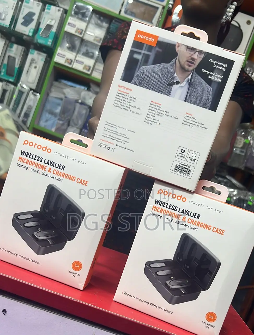 Porodo Wireless Lavalier Microphone and Charging Case