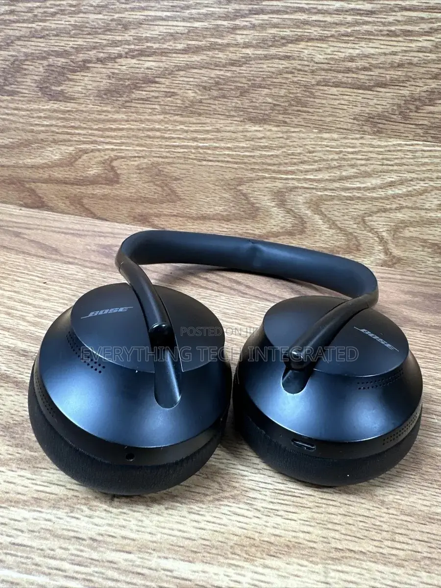 Bose 700 Noise Cancelling Headphones