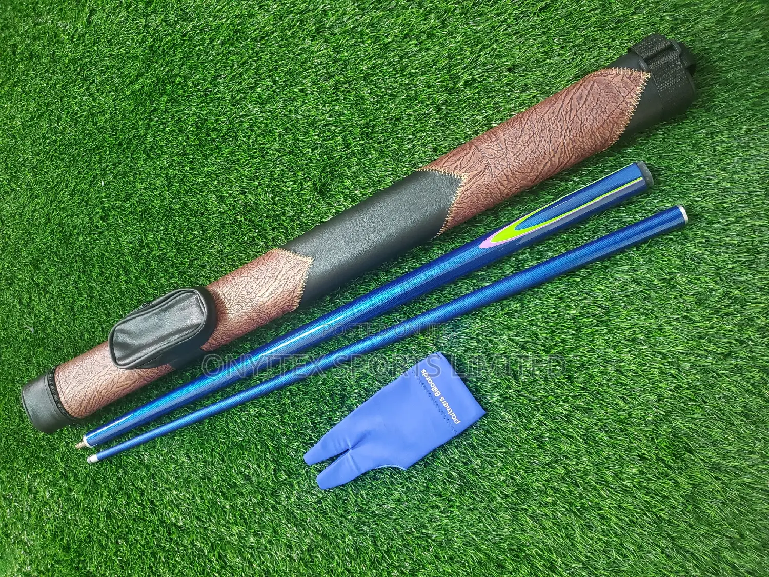 Original Fiber Snooker Cue Sticks With Bags