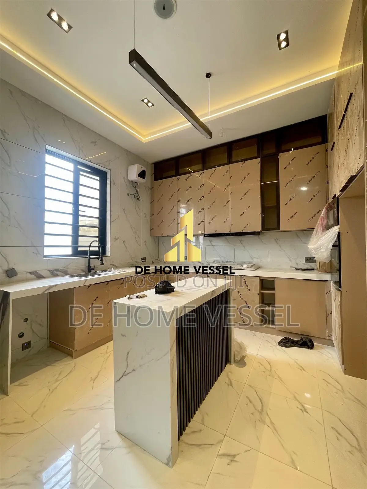 5bdrm Duplex in Lekki for sale