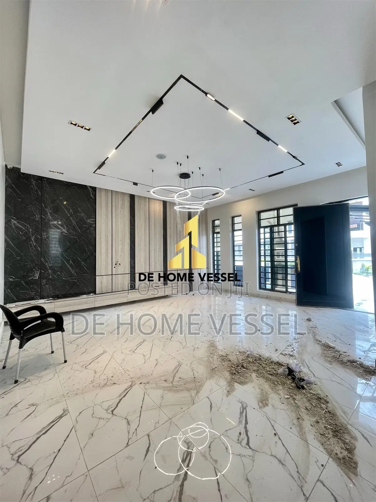 5bdrm Duplex in Lekki for sale
