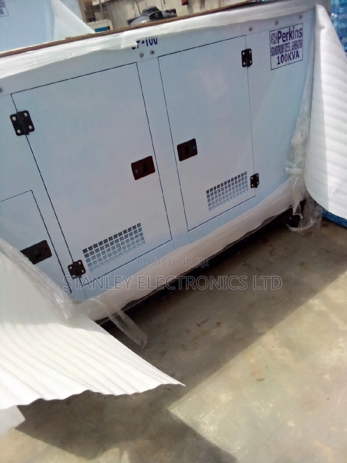 New Arrival of Perkins Soundproof Generator Diesel 100kva